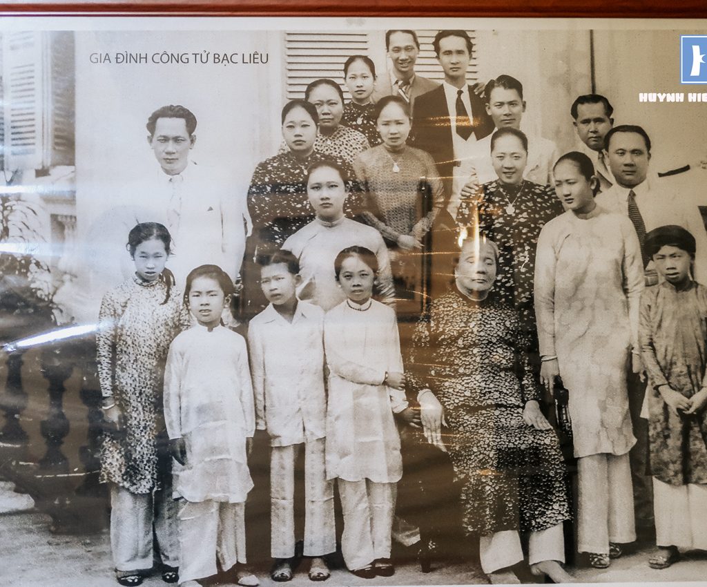 Hình ảnh gia đình Công tử Bạc Liêu