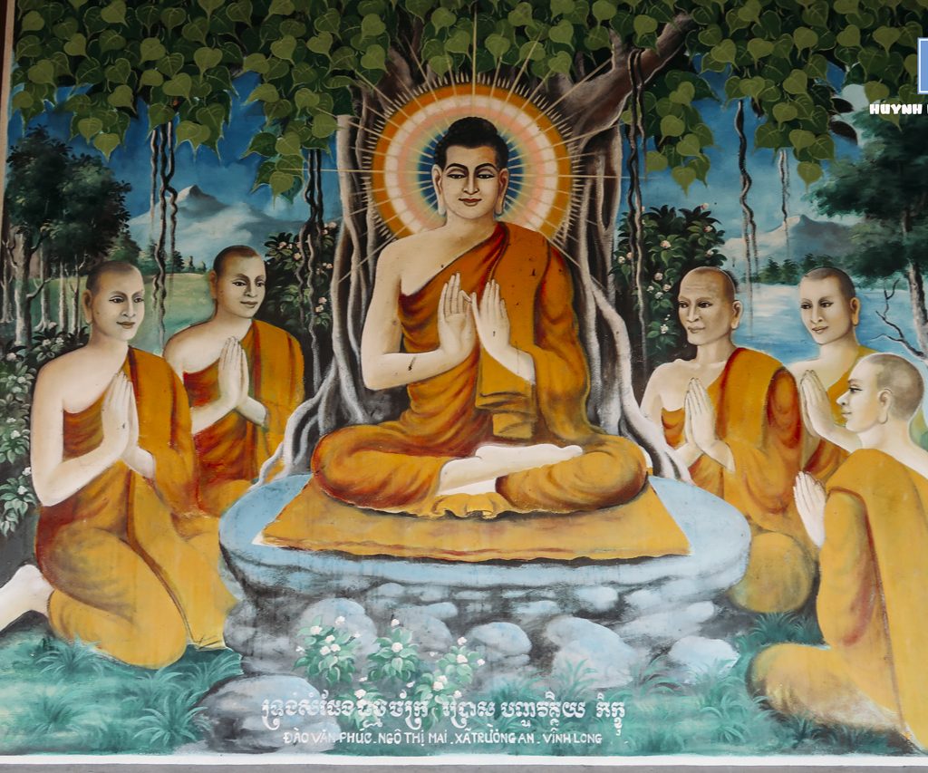 Nghi thức tắm Phật cầu siêu độc đáo của người Khmer  Báo Dân trí