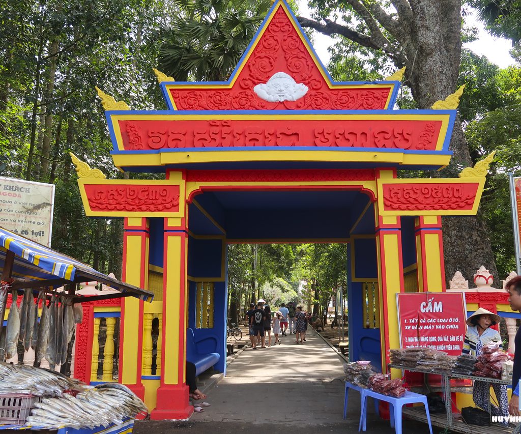 Kết quả hình ảnh cho chùa mahatup"