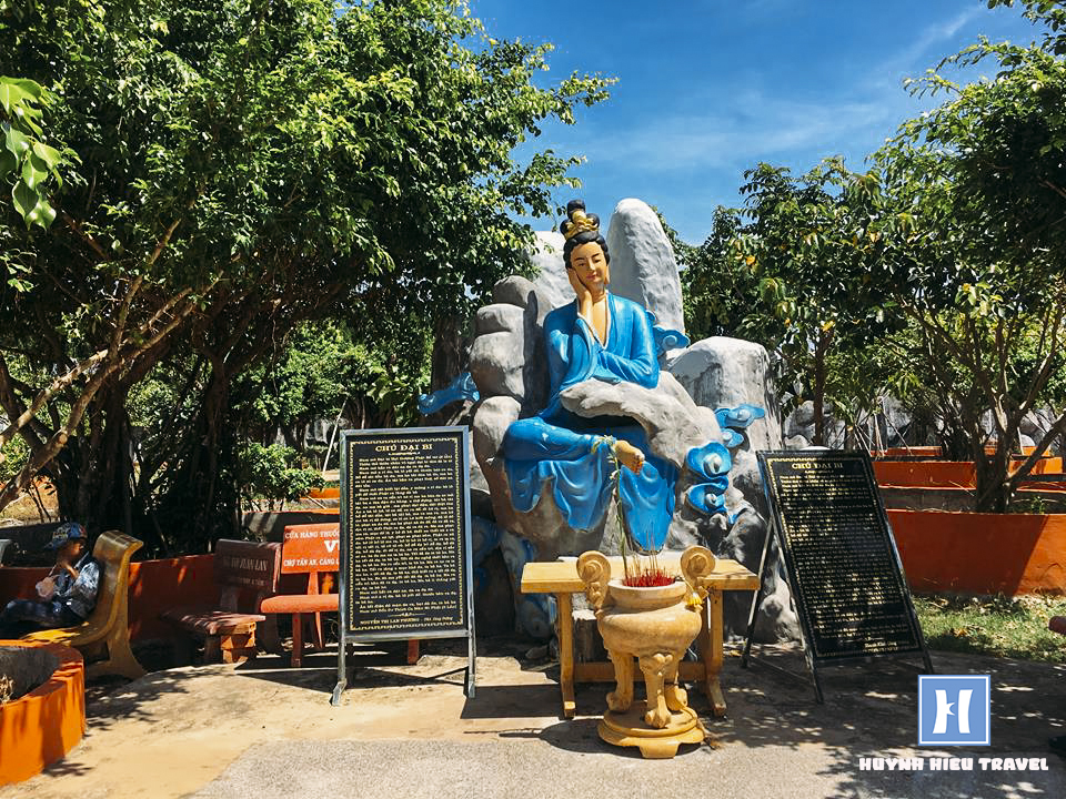 Hình tượng Phật mẹ Nam Hải