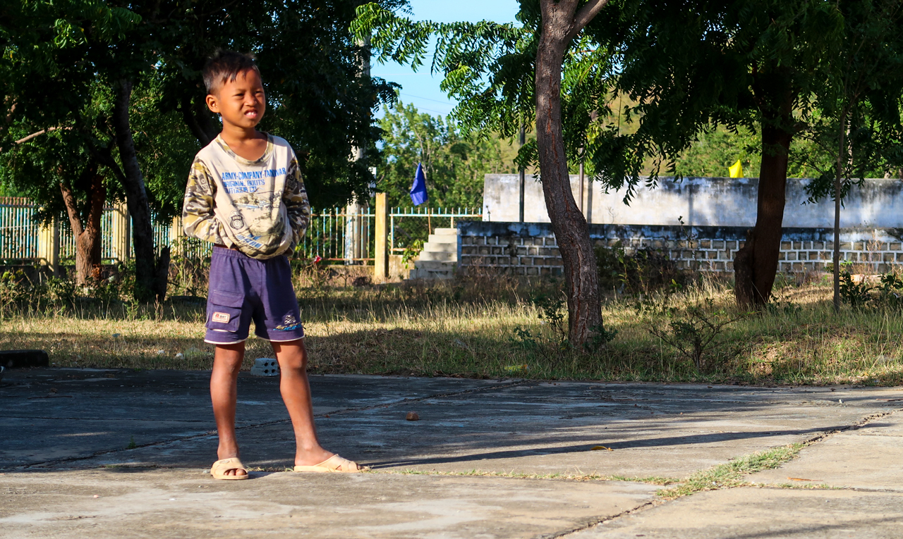 Một cậu bé người dân tộc ở Ninh Thuận